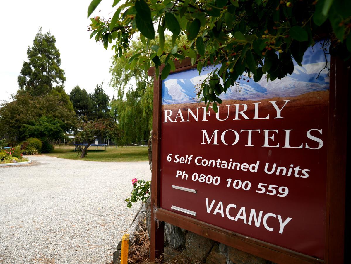 Ranfurly Motels Exterior photo